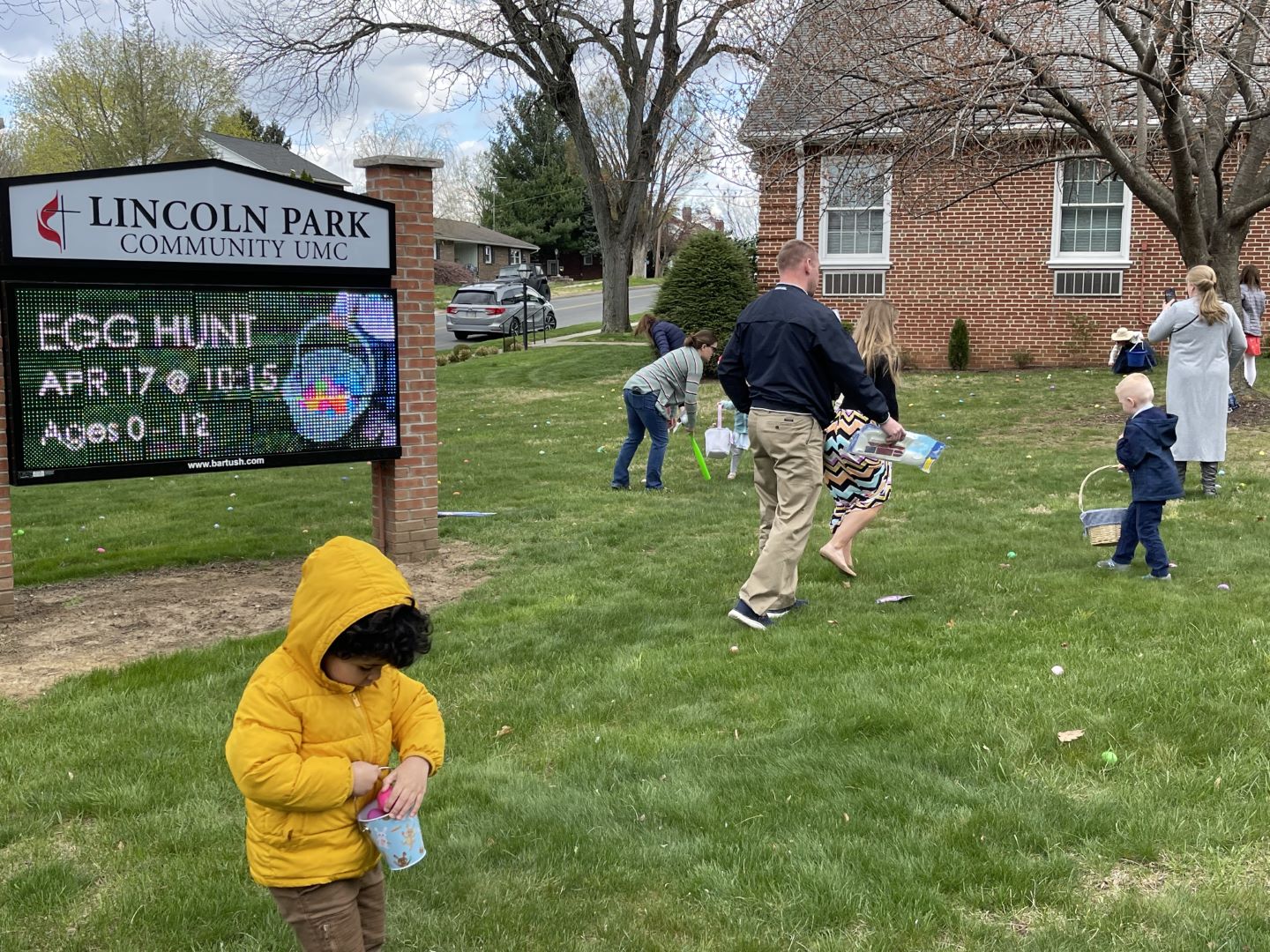 Easter Sunday 2022 - Egg Hunt